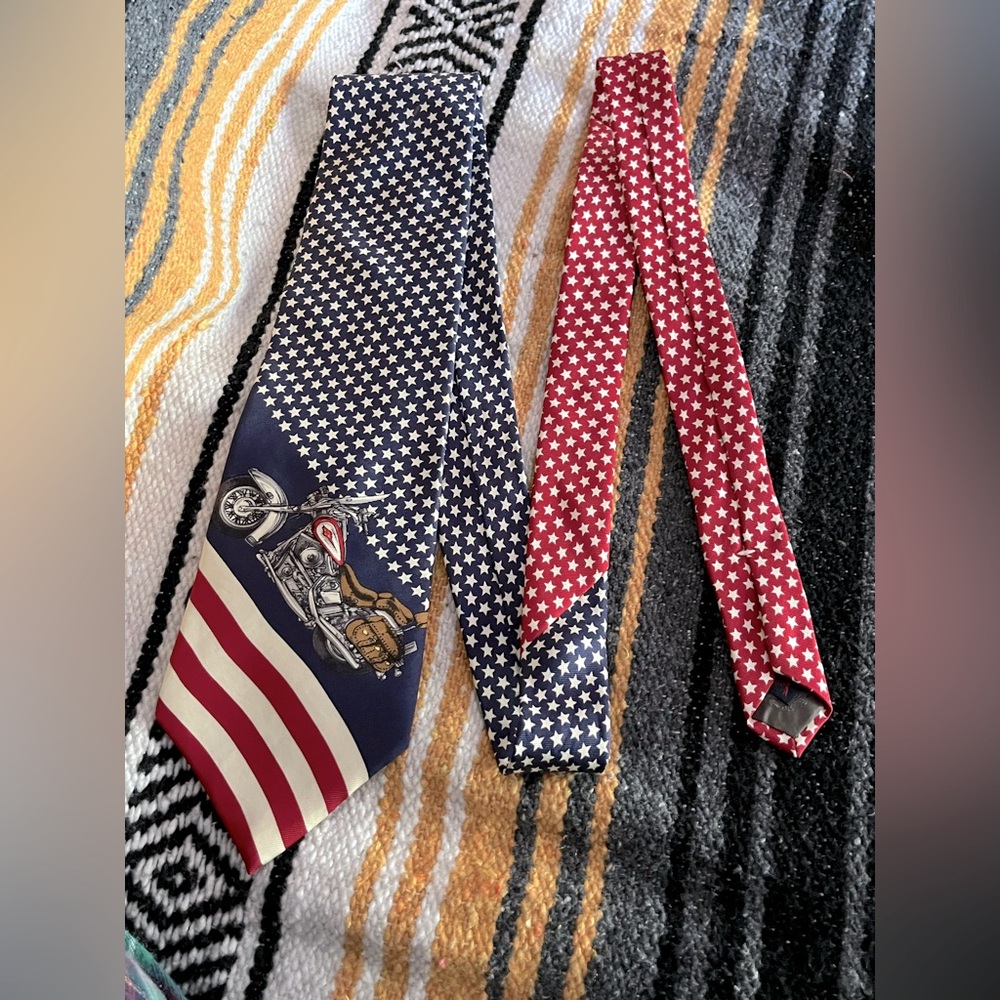 Tommy Hilfiger Rare Patriotic Vintage Italian Silk Neck Tie